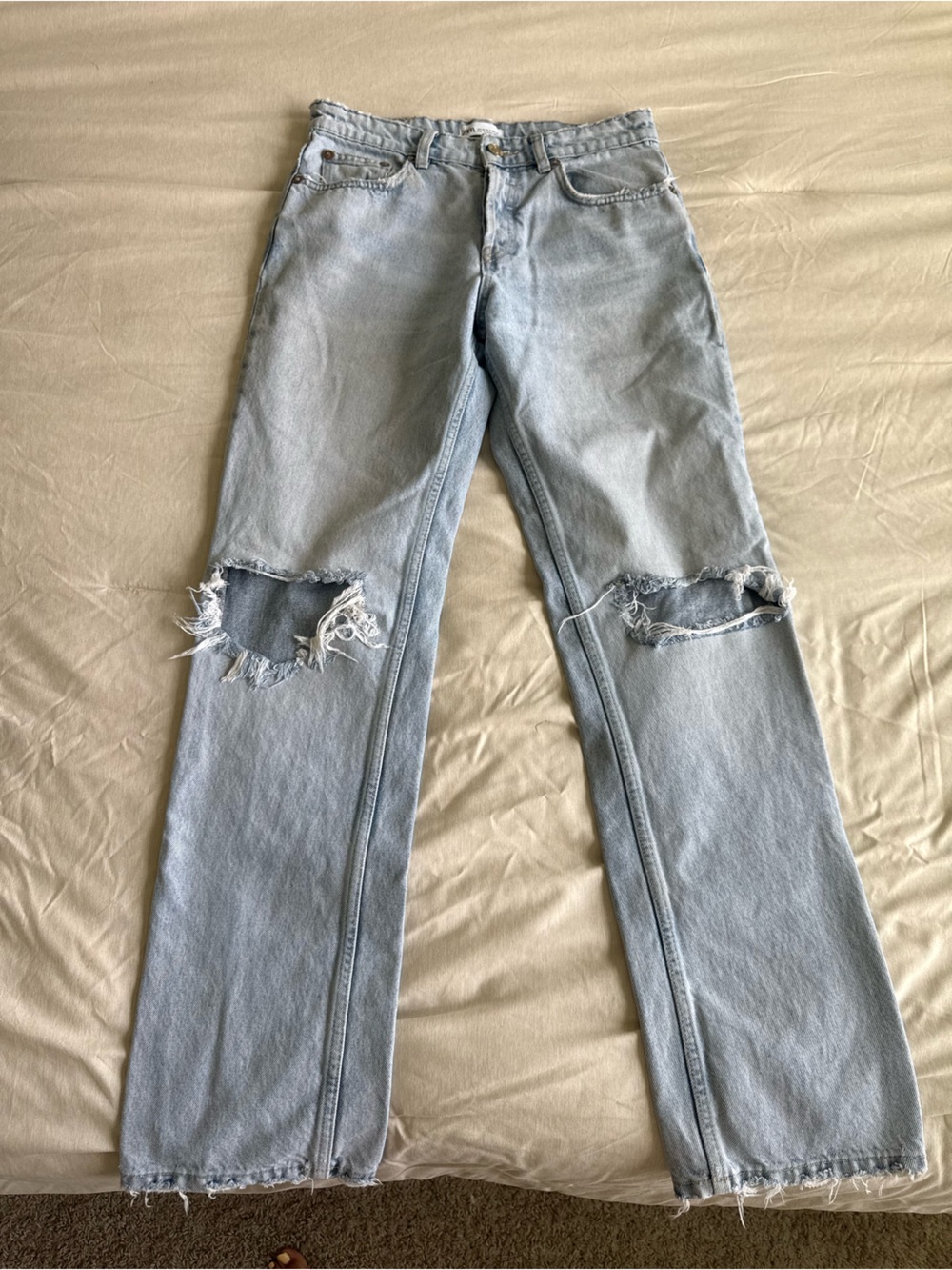 Zara Light Blue Distressed Jeans Size 6